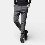 Ignaz™ | Schlanke Tapered-Hose mit glatter Oberfläche